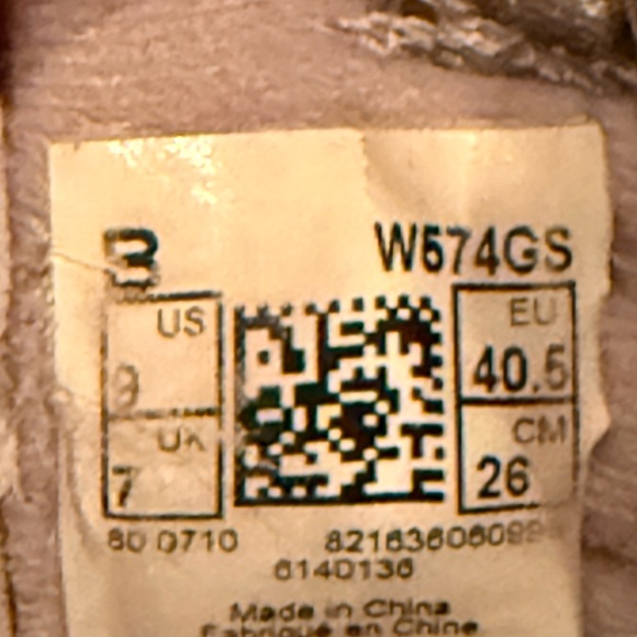 New Balance Men's 574 Gray Sneakers - Picture 6 of 6